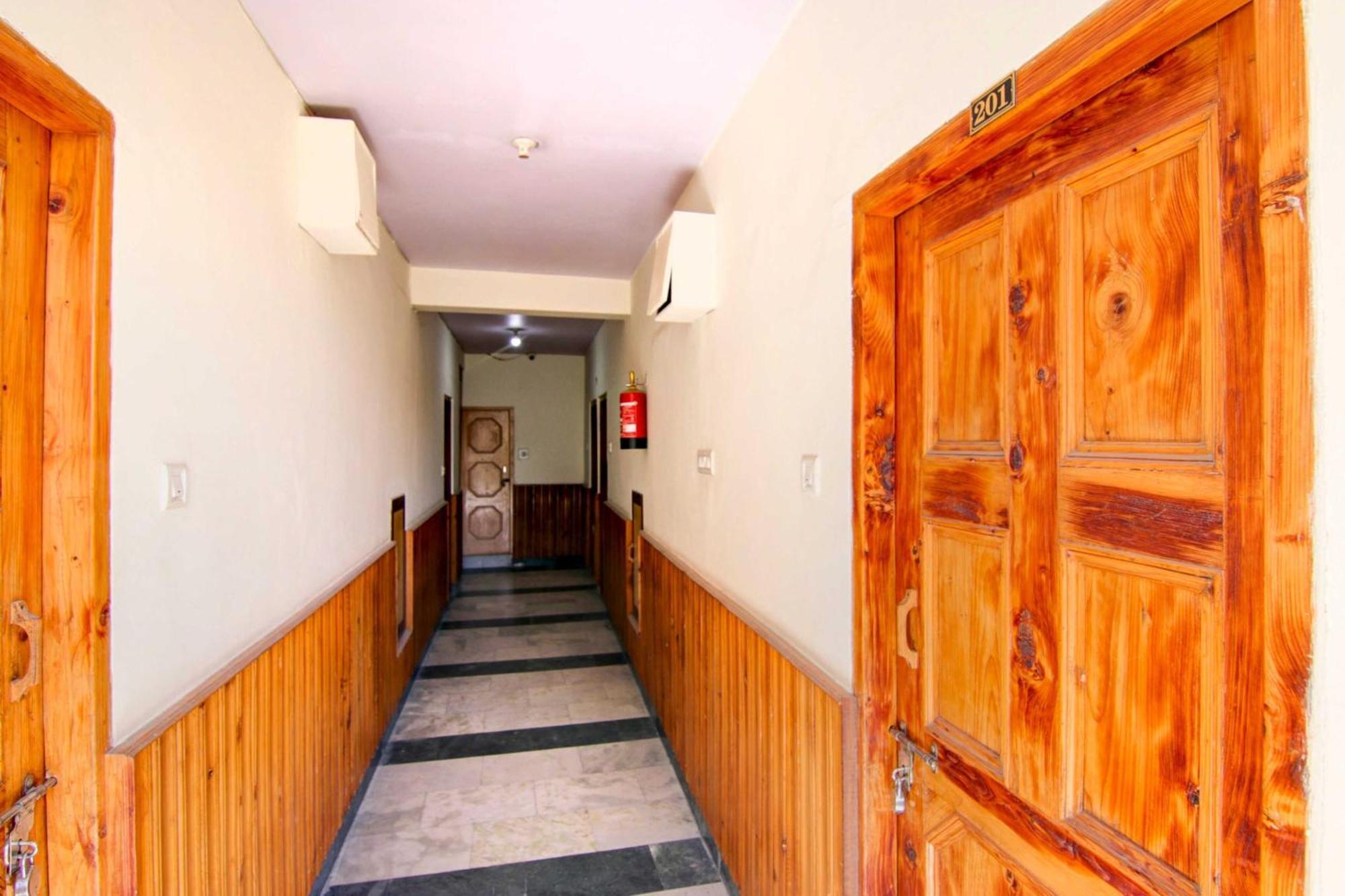 OYO 93154 Hotel Kundan Inn Manali  Bagian luar foto